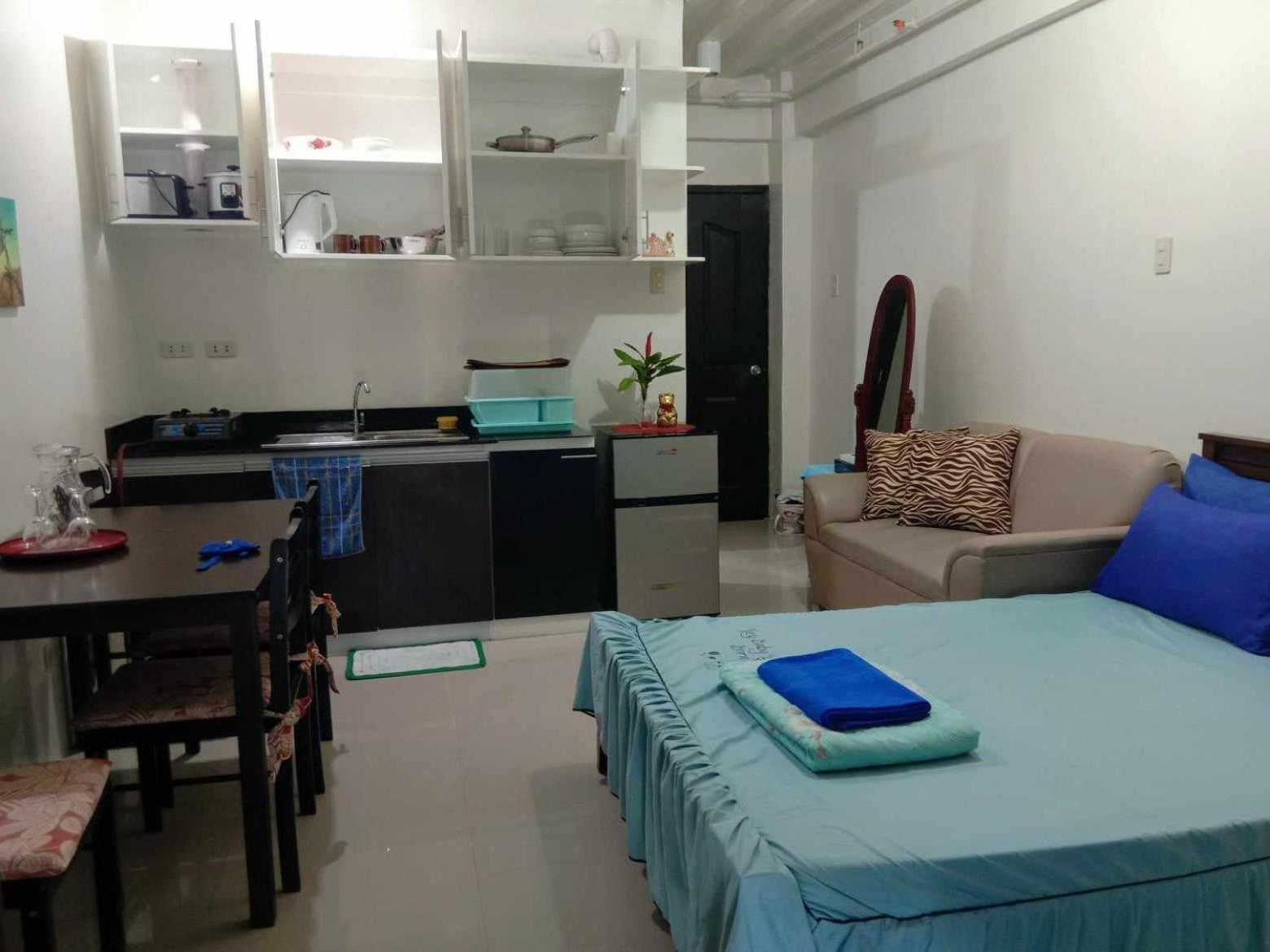 Jen'S Apartment Manila Exterior photo